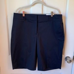 Ann Taylor Factory Boardwalk curvy navy blue shorts, sz 14 NWT